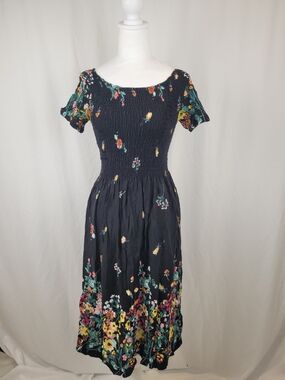 Black Floral Off-Shoulder Smocked Midi Dress with Short Sleeves